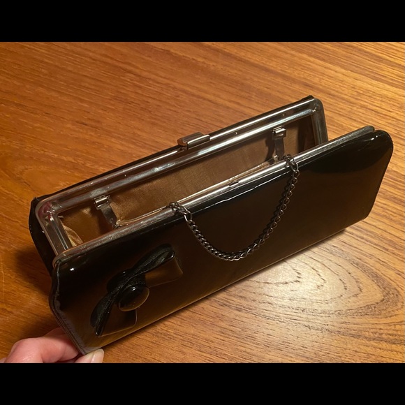 Small vintage clutch purse. - Picture 2 of 2